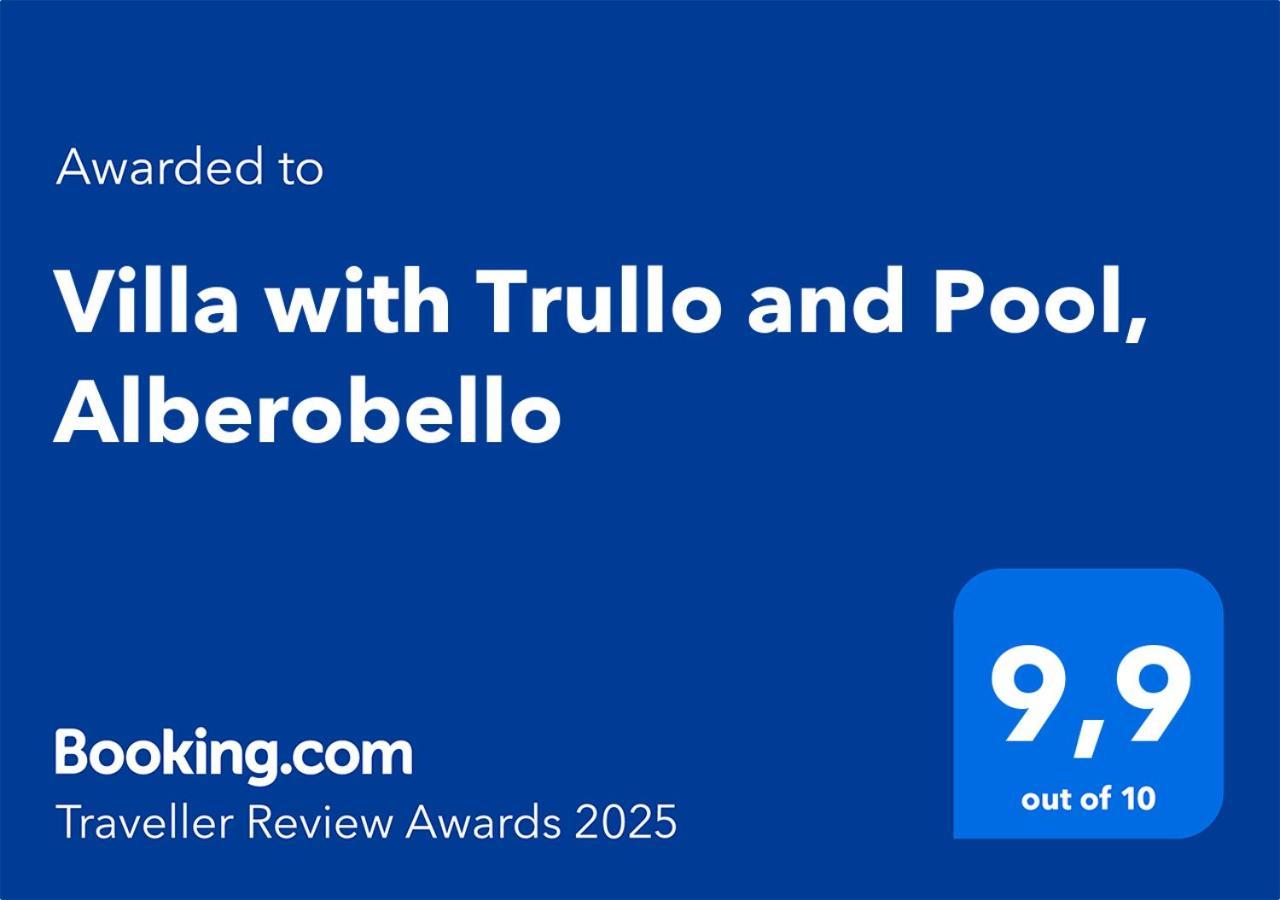 Villa With Trullo And Pool, アルベロベッロ エクステリア 写真